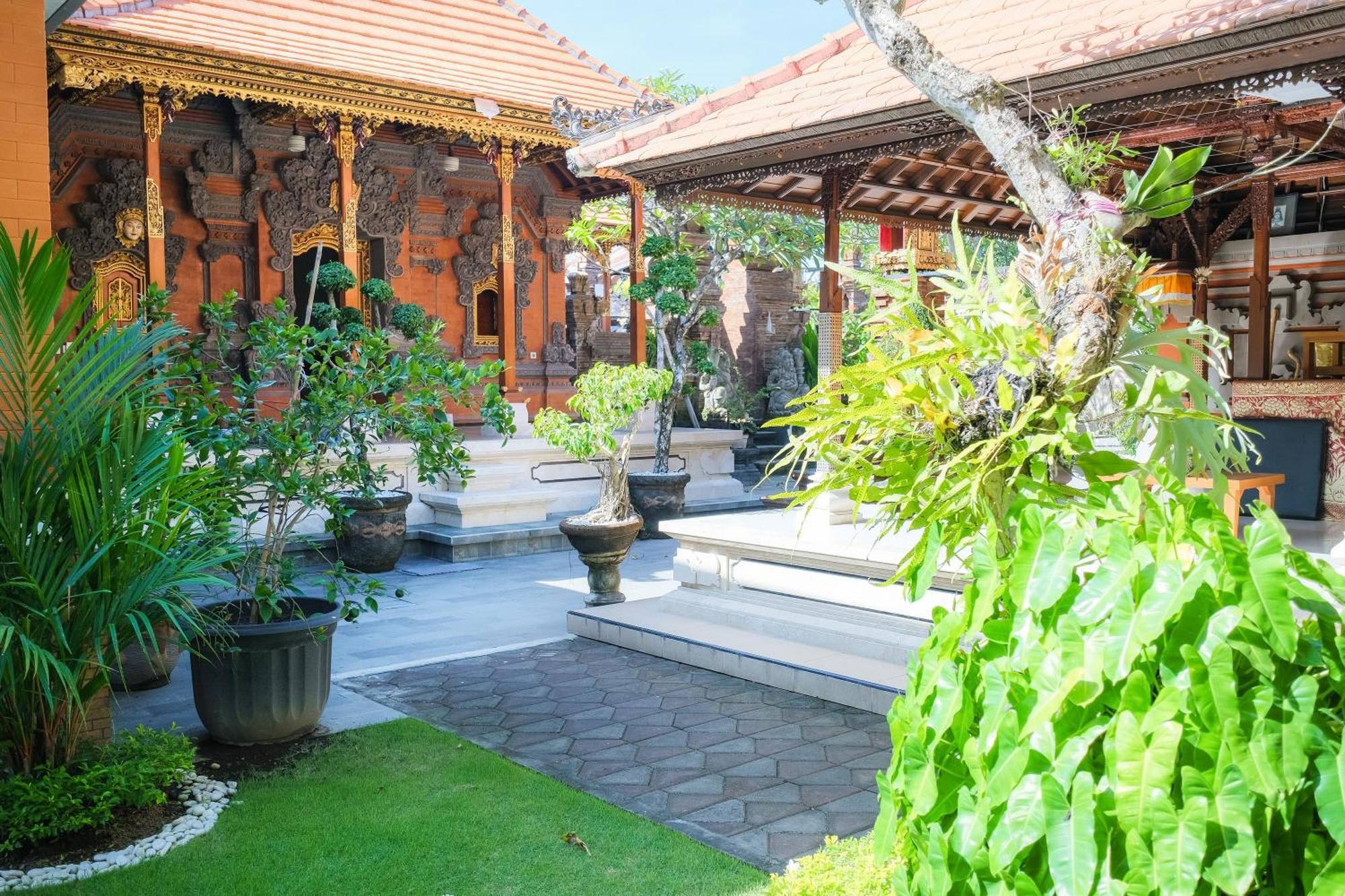 Hotel Wayan House Seminyak Zewnętrze zdjęcie