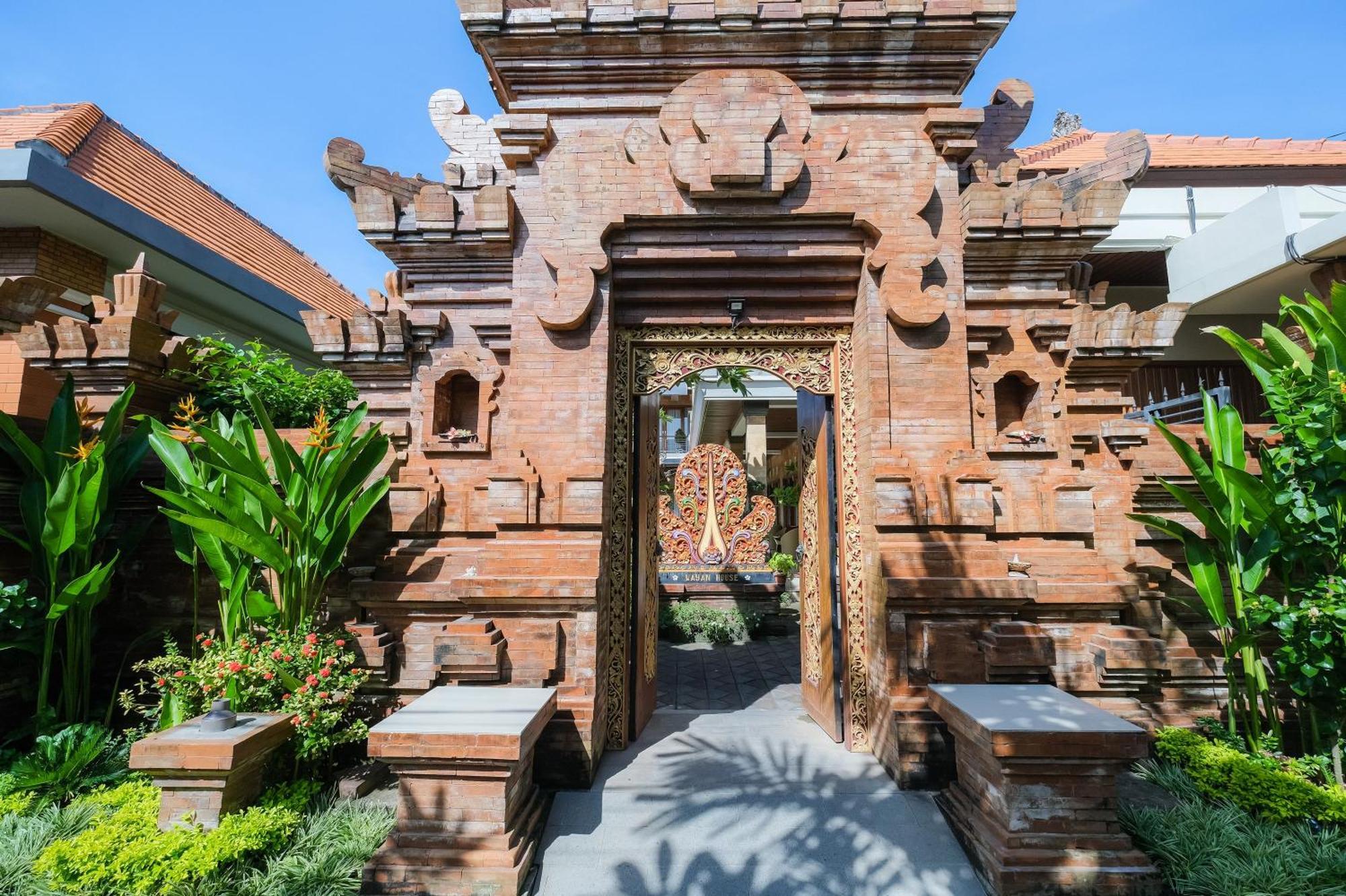 Hotel Wayan House Seminyak Zewnętrze zdjęcie